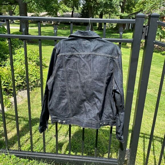 J Crew Classic Denim Jacket in Dark Blue Rinse Wash - Picture 9 of 11